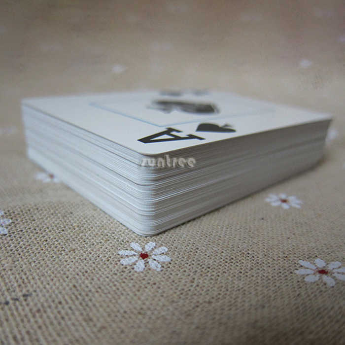 100 plastic playing cards